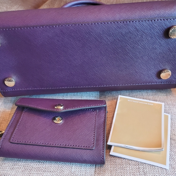 SOLD - Picture 3 of 12